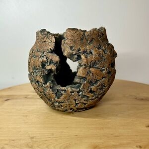 VTG Volcanic Ash Clay Studio Art Vase Pottery By Stan Langtwait 4.5" Brutalist